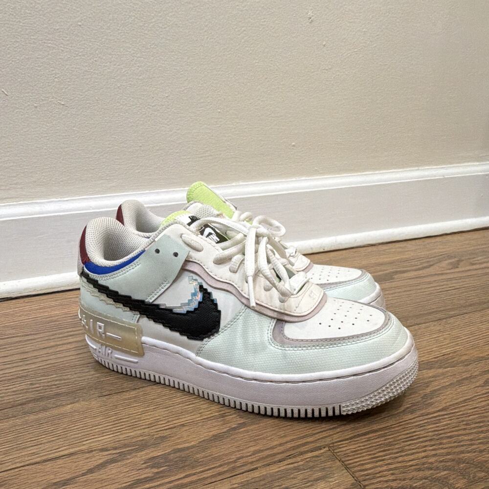 Size 8 - Nike Air Force 1 Shadow SE Pixel Swoosh - Barely Green CV8480-300